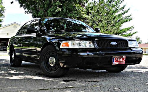 2006 ford crown victoria police interceptor runs and drives great!