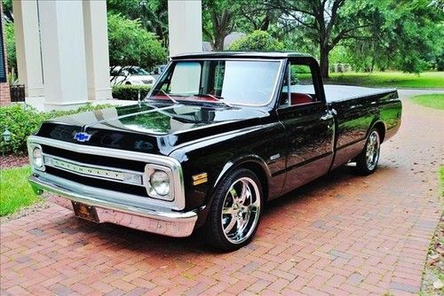 1970 custom c-10 chevrolet pickup - street &amp; show truck - drive it to the show!!