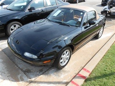 1992 1.6l auto black