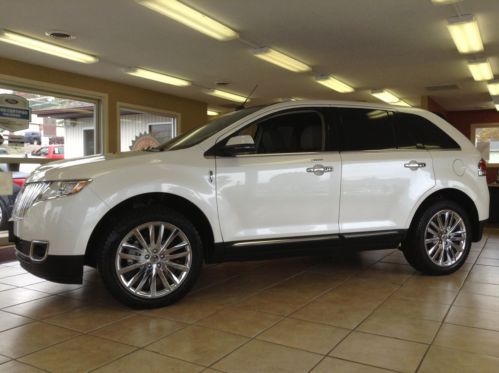 2013 lincoln mkx awd..lincoln certfied...only 3,900 miles!!!!!