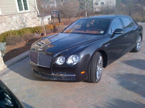 Bently flying spur 2014 royal ebony 1200 miles lots of extras