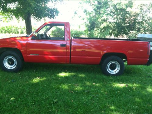 1992 chevy cheyenne 2500 3/4 ton with lift gate