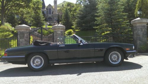 1989 jaguar xjs base convertible 2-door  v12 documented low miles(37,000)