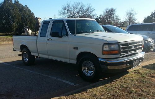 1994 ford f-150 xl extended cab pickup 2-door 5.0l very clean!!!!!!