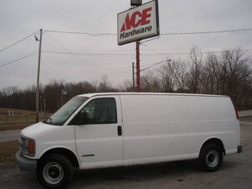*no reserve* *long wheelbase ext 1 ton  van v8gas low miles great runner in ohio