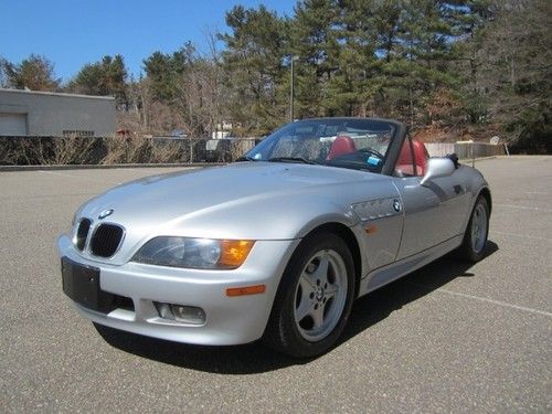 Convertible leather 5 speed manual heated seats