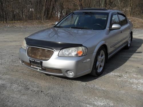 2003 nissan maxima gxe manual transmission, sunroof, clean car fax low miles