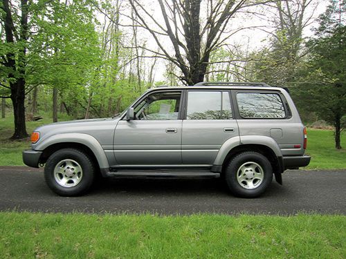 1995 toyota land cruiser supercharged with 4x4 and 3 rows of seats no reserve