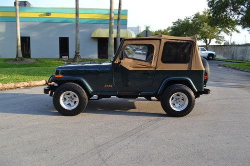 1993 jeep wrangler sahara,auto,31 inch tires,wide stance,vg condition,no reserve