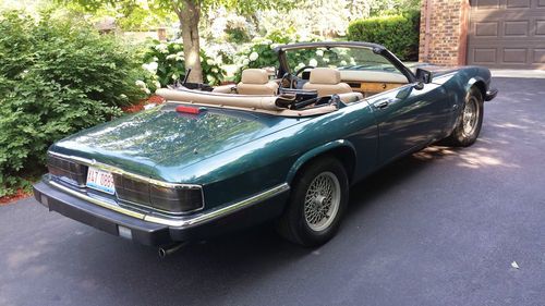 Jaguar: xjs v-12 convertible
