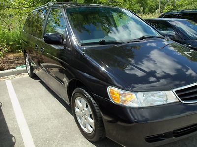 Low reserve, 04 odyssey clean inside &amp; out  v6  clean car fax  sports van fwd