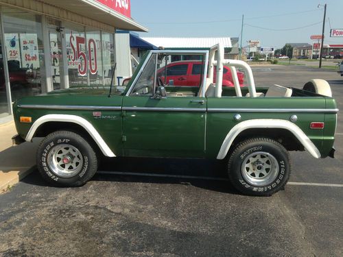 Classic collectible 1974 bronco sport edition, v8 automatic