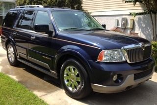 2004 lincoln navigator with all the options!