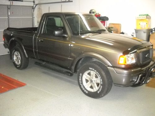 2004 ford 4x4 ranger edge- low mileage- dark gray with pinstripe-goodyear tires