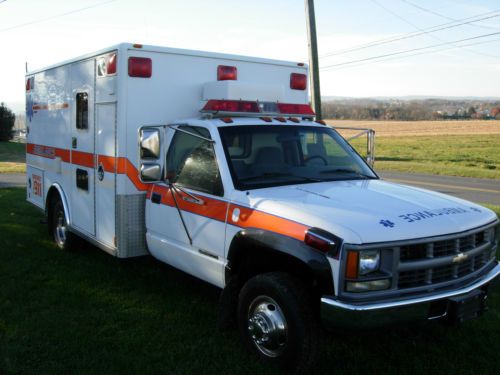 1995 chevrolet cheyenne ambulance 4x4 - wheeled coach k3500