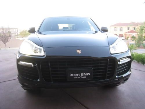 2009 porsche cayenne gts awd, one owner, like new