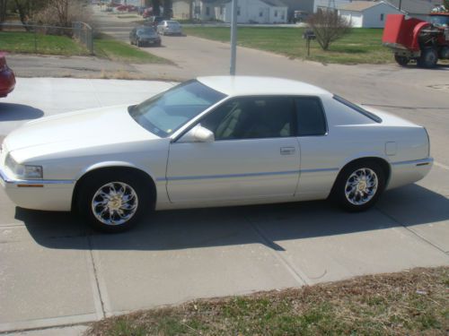 Beautiful 1999 cadillac eldorado touring coupe pearl white with vouge rims