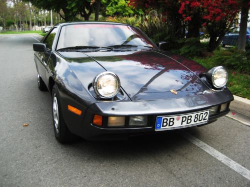 1979 porsche 928 in excellent condition 90% of the car is new.