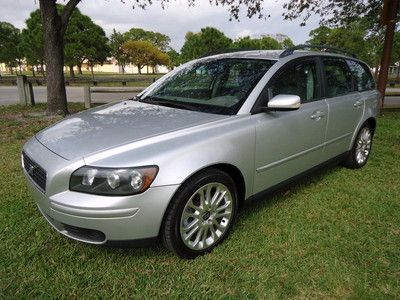 Florida 05 v50 2.5l t5 automatic wagon sunroof sips legendary safety low reserve