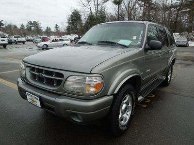 Lt green-awd-leather heated seats-rear climate-cd