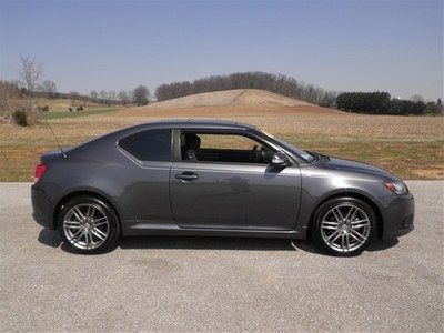 2012 scion tc 15k miles manual, coupe, roof very clean  2.5l bluetooth 180 hp