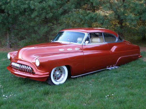 1952 buick custom.