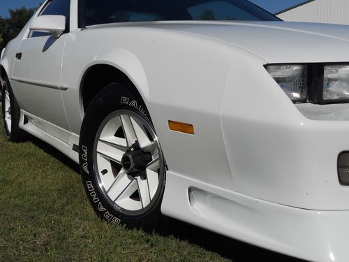 1-owner like new camaro rs 25th anniversary edition, 5-speed, t-tops, rare find!