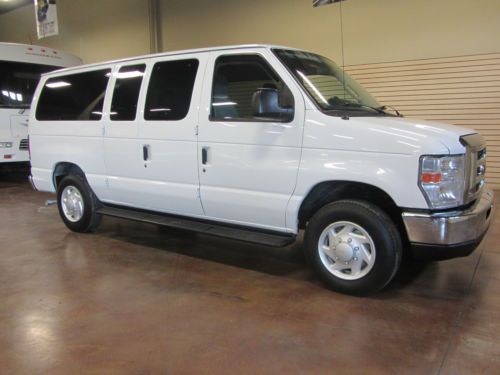 2009 ford e150 passenger van 82k miles, ready to use, lease return no reserve!