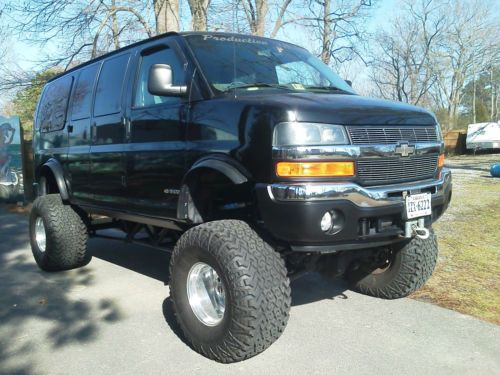 2005 chevy 3500 4x4 van,1 of a kind custom build,only 23,000 miles,39&#034; mickys