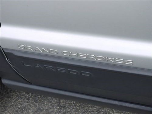 2004 jeep grand cherokee laredo