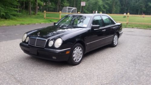 1999 mercedes benz e320 black automatic ,6 cylinder.very comfortable