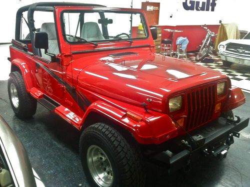 1993 jeep wrangler-4.0l high output a/c 40k actual miles-one owner-very nice!