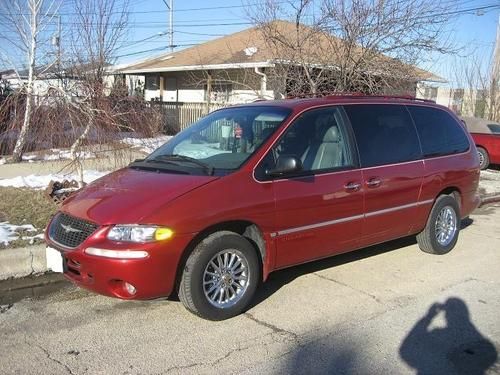 2000 chrysler town &amp; country limited edition