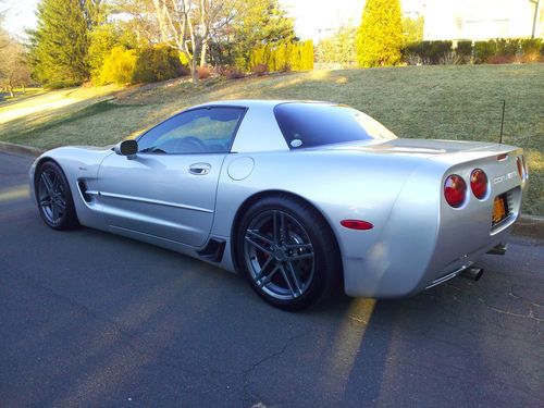 2002 corvette z06 6-speed - 550 + h.p. best of everything!