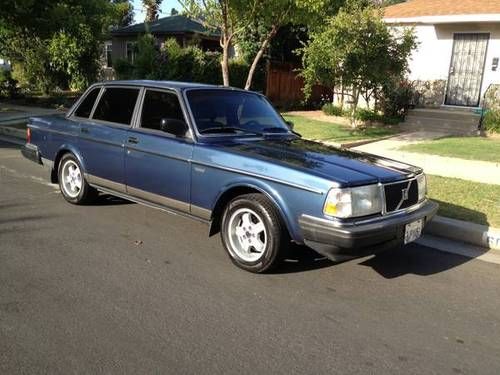 1989 volvo 240 dl with 76,000 original miles! very clean