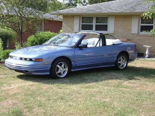 1994 olds cutlass convertible cloisonne blue w/white top &amp; int 3.4 v-6 clean org