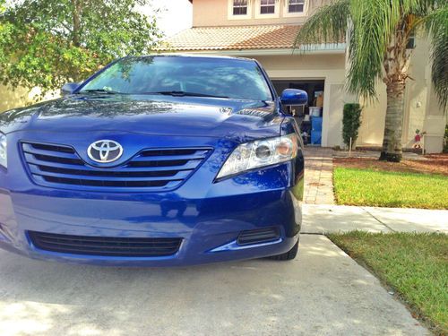 2009 toyota camry low miles 39k miles low reserve auction brand new condition