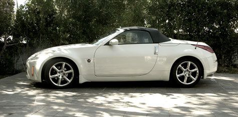 Low miles super condition 2004 nissan 350z make his/her valentines day memorable