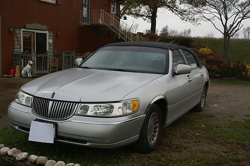 02 cartier, very clean very good cond. runs excellent just needs windshield
