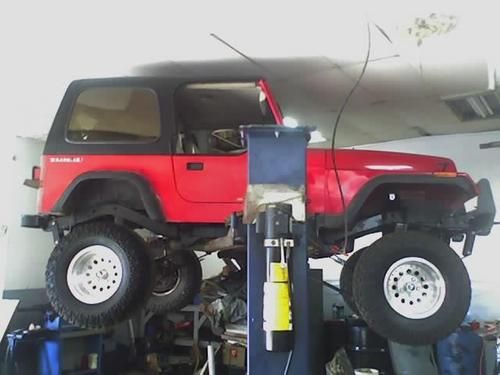 1989 jeep wrangler project  vehicle comes with clean title