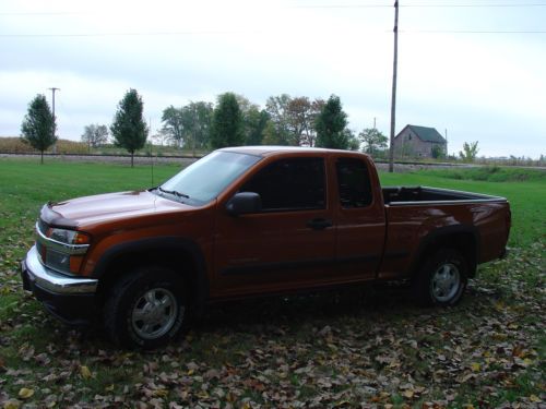 2004 chevy colorado 4x4 starburst orange ext cab pickup truck 5cyl. tow package