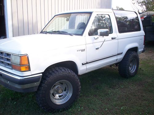 1990 ford bronco ii xl sport utility 2-door 2.9l 4x4