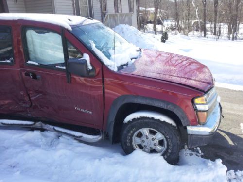 2005 red chevy colorado 4x4 4wd crew cab snowplow side damage 4 x 4 snow plow