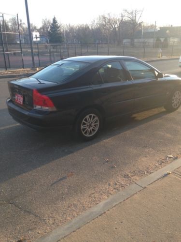 2004 volvo s60 great condition