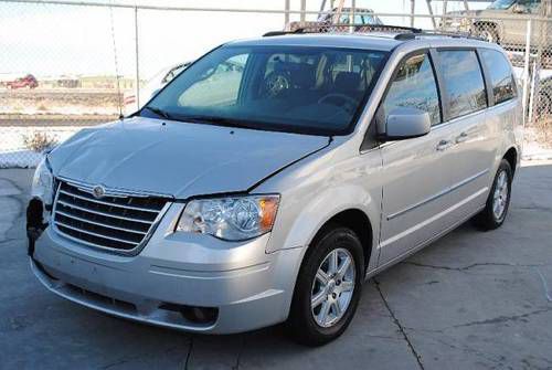 2010 chrysler town &amp; country salvage repairable rebuilder only 53k miles!!
