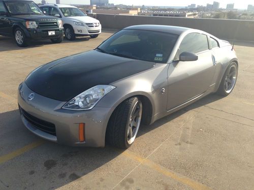 2008 nissan 350z enthusiast coupe,one owner clean carfax ,custome!!