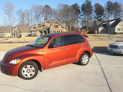 2007 chrysler pt cruiser touring..low miles!! sunroof!!! gently used!