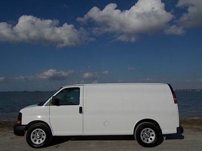 10 chev express 1500 cargo - very clean one owner florida van - clean auto check