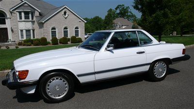 1989 merecedes 560sl only 28,366 miles stunning classic