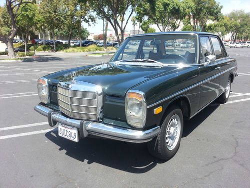 Mercedes 220d 4 speed manual. excellent condition, restored!